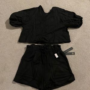 House of Harlow 2 piece linen set